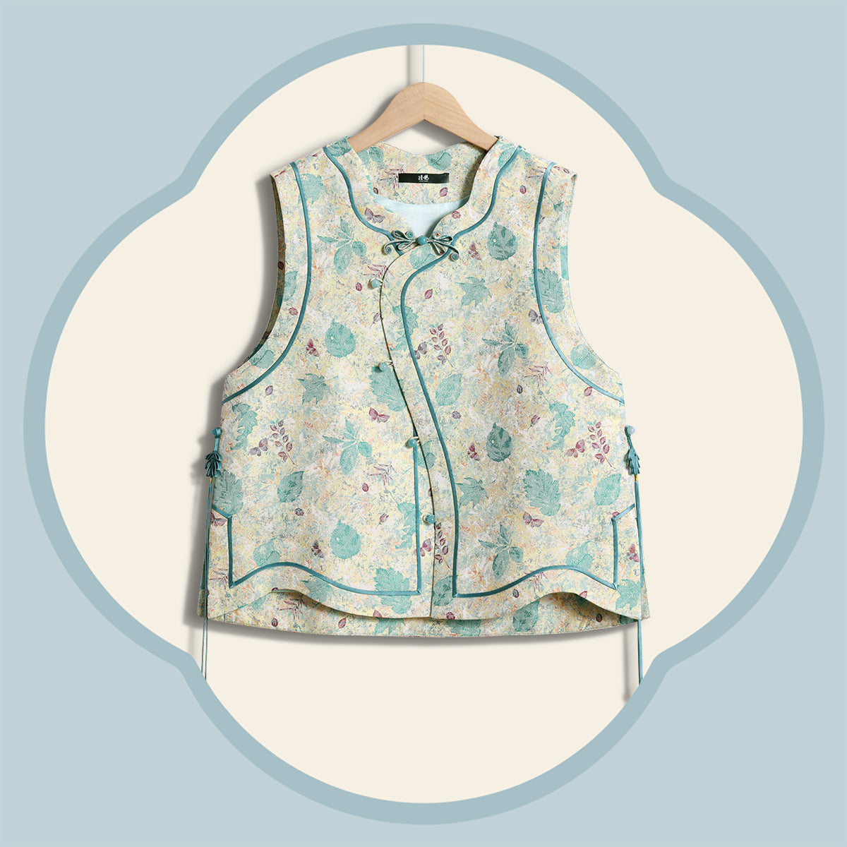 Iridescent Liuli Song Brocade Side-Fastening Vest - Crimson Clouds & Delicate Shadows