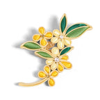 Lingering Fragrance of Golden Stamens Flower-shaped Brooch
