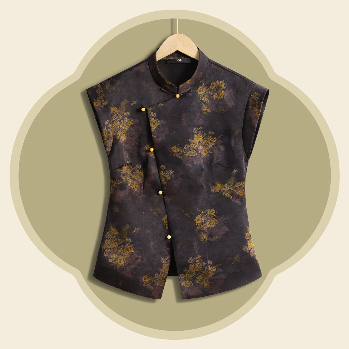 Xiangyunsha Silk Asymmetric-Front Top - Snow-Kissed Camellia