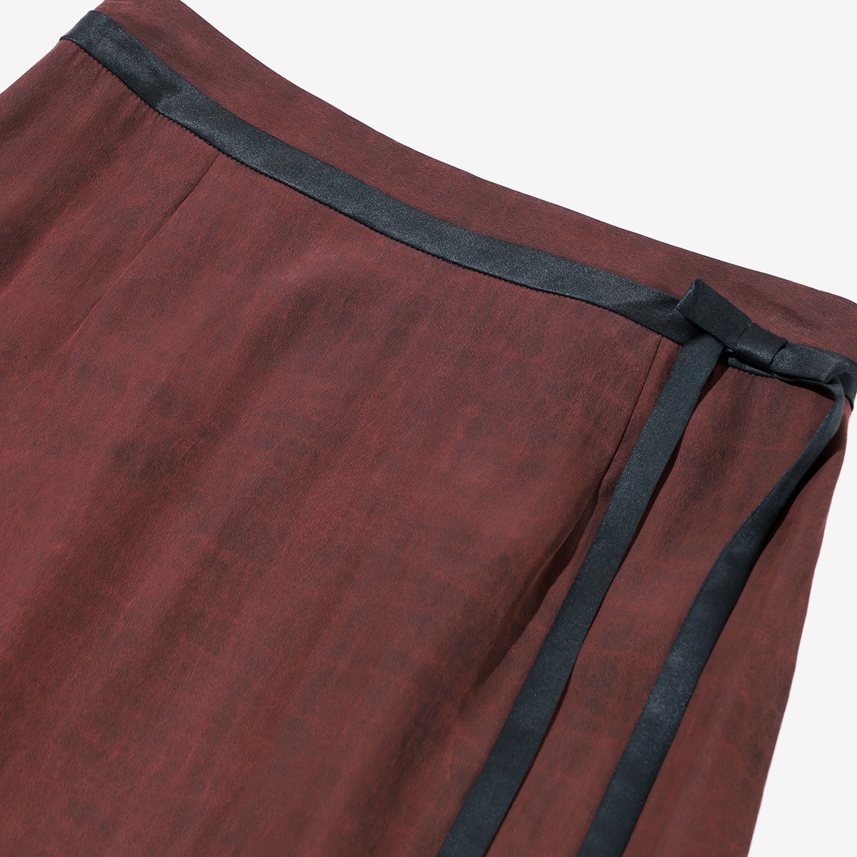 Red Plain Crepe Satin Xiangyunsha Skirt