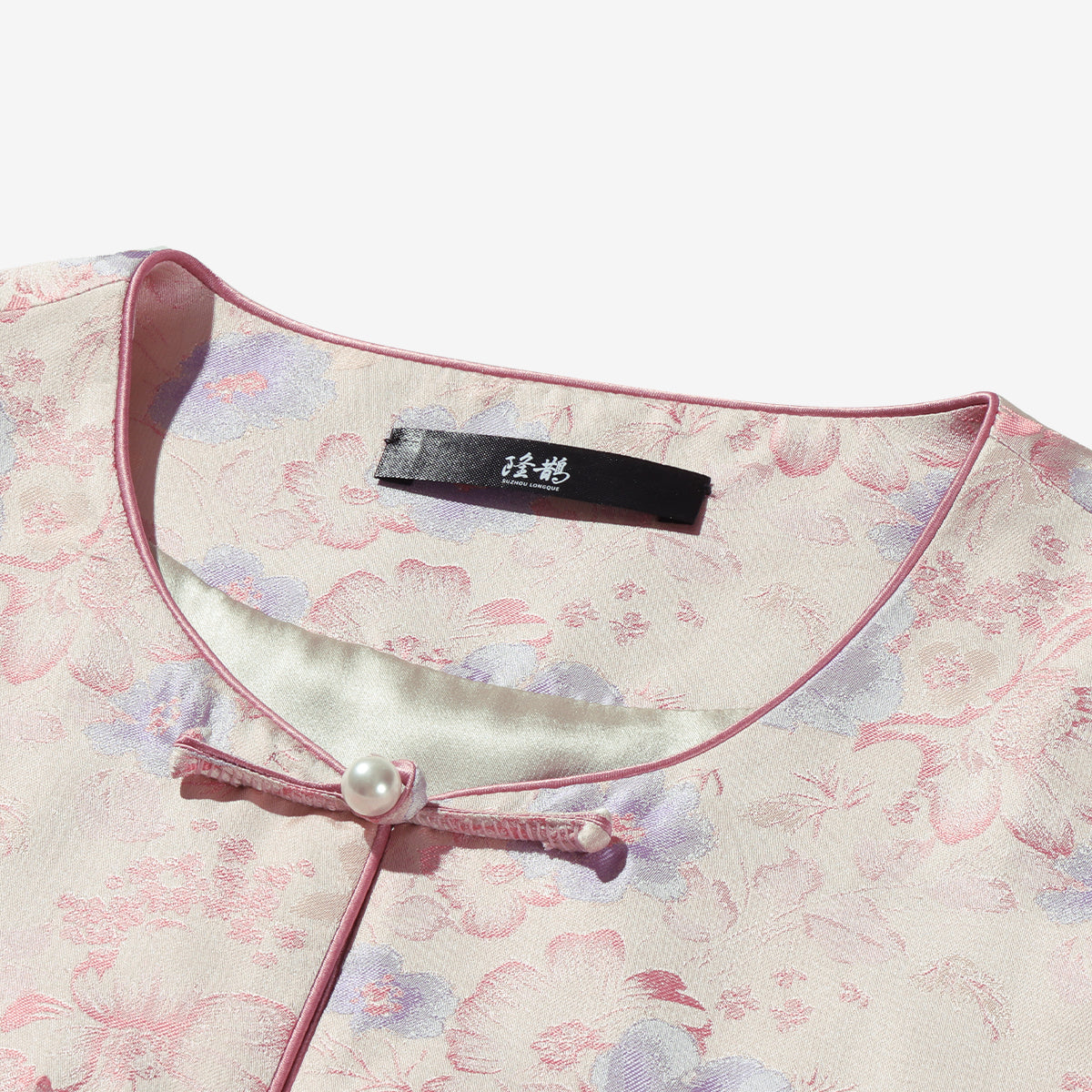 Spring in Full Bloom (Milky Apricot Color) Round-neck Front-opening Vest (Horizontal Toggle Fasteners))