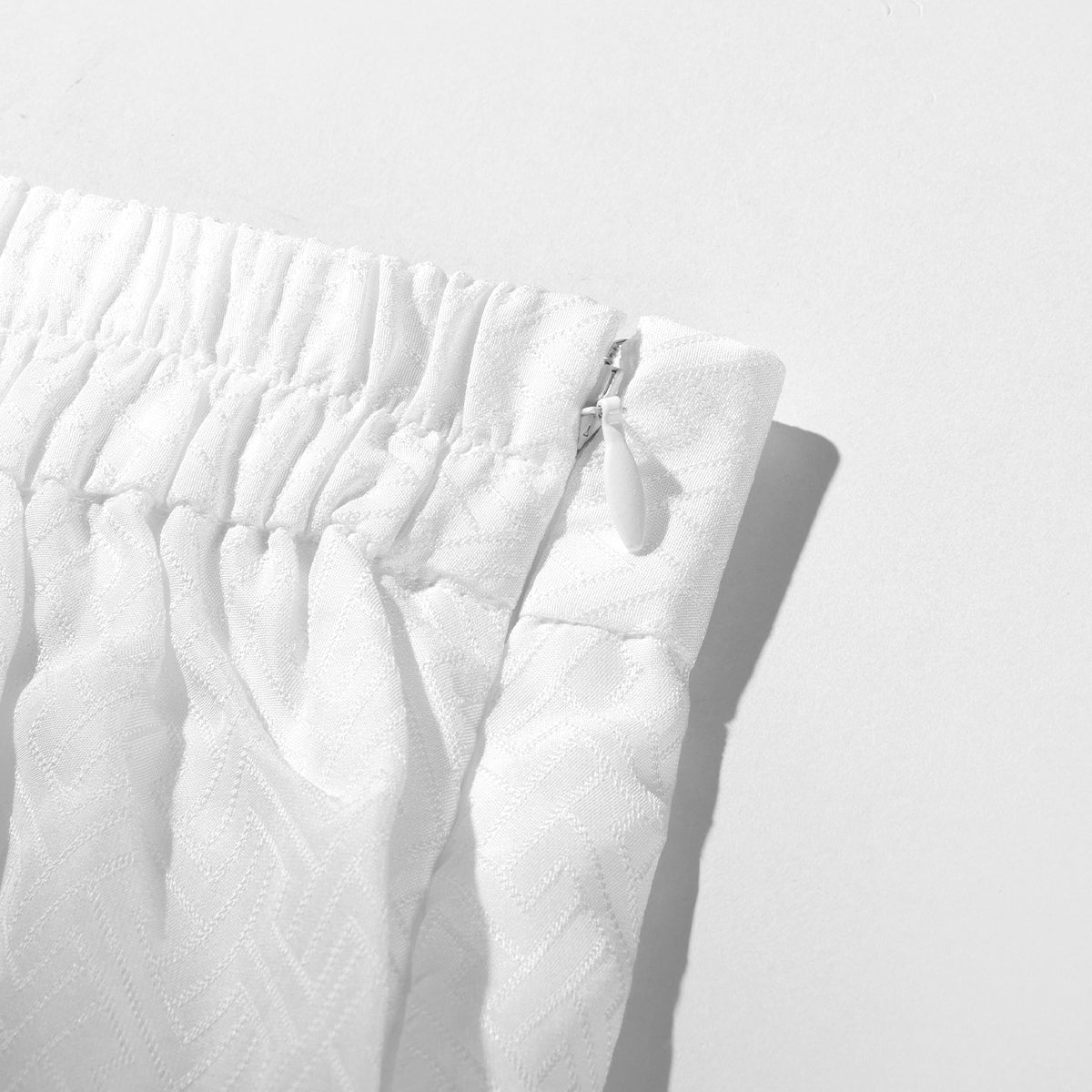 Gong-Pattern Woven Plain Luo Song-Style Trousers