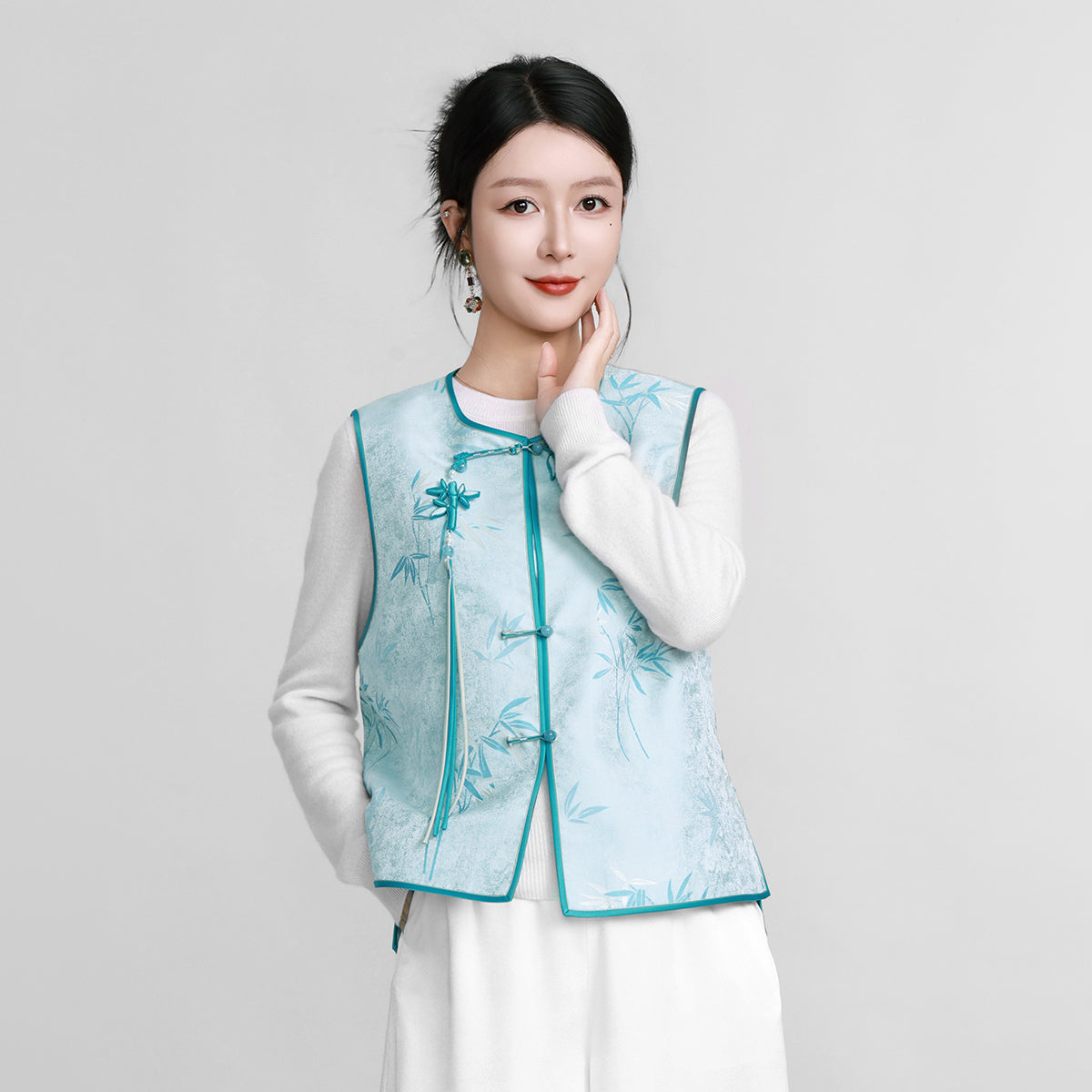 Straight-Front Song Brocade Silk Vest – Bamboo Glen Whispers