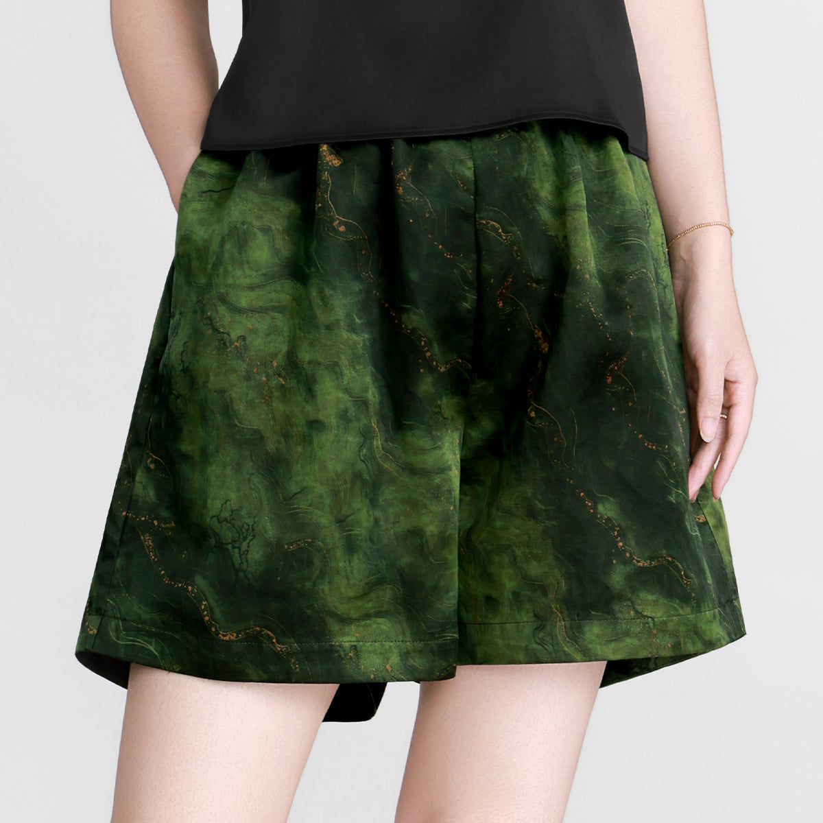 Green Base Loong Pattern Shorts