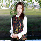 Goldfish and Seaweed Pattern Side-fastening Vest