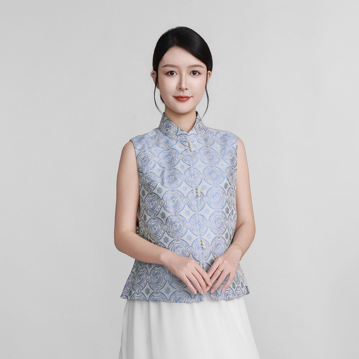 Straight-Front Waistcoat in Double Lions and Brocade Ball Motif