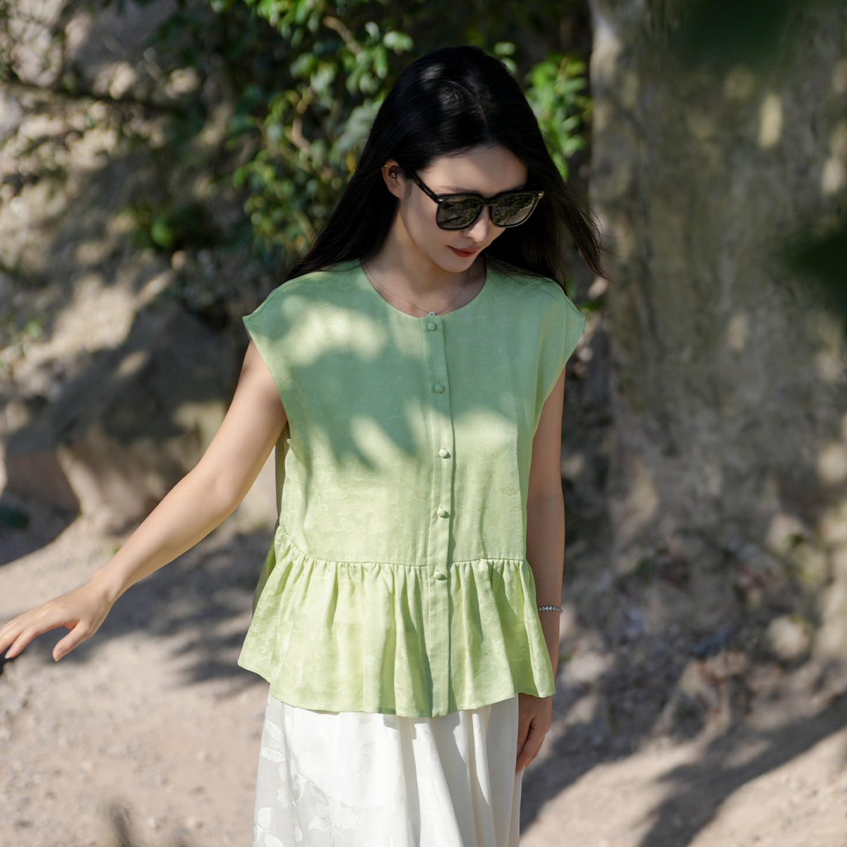 Luo Silk Babydoll Top - Flowers, Mist and Sleeping Butterflies (Green)