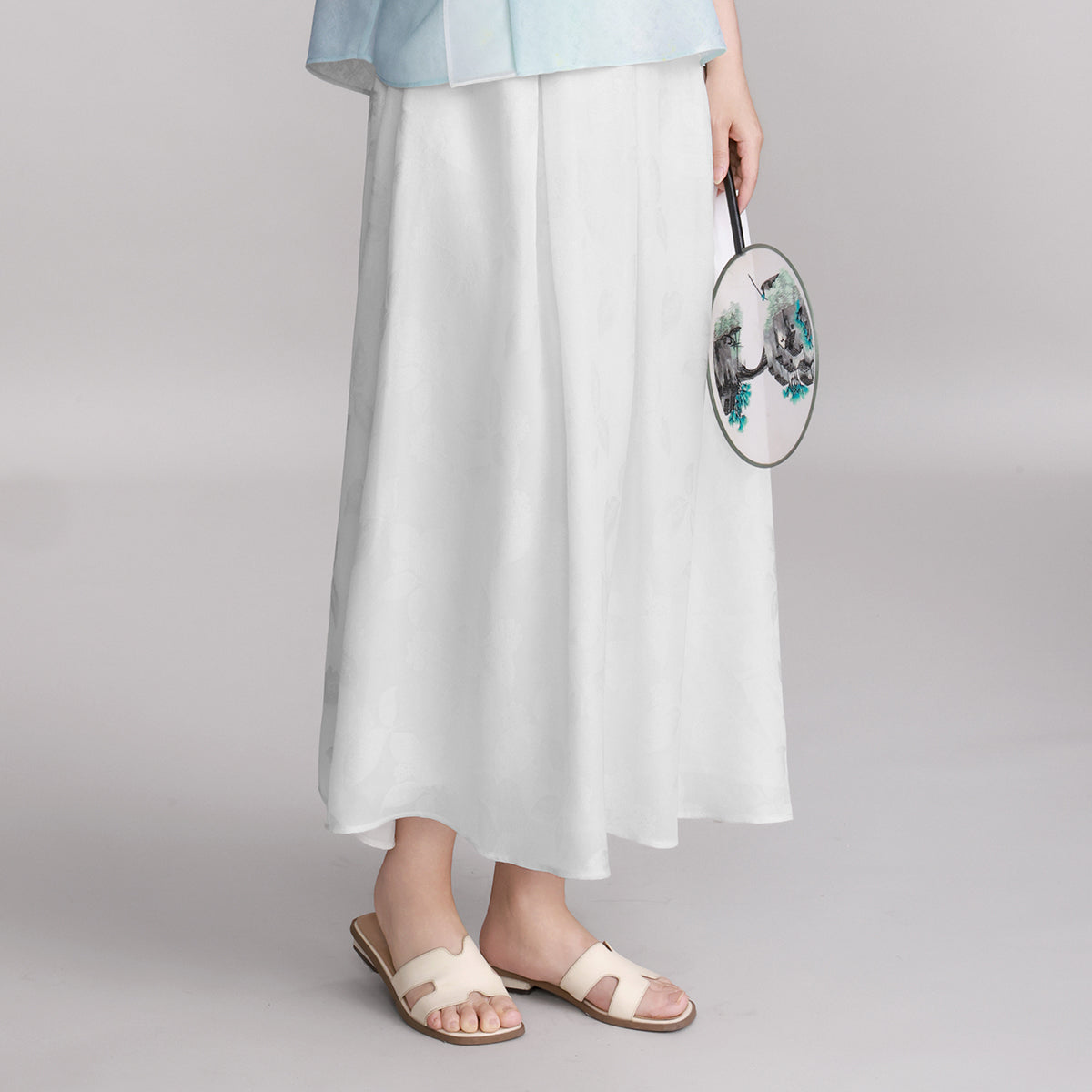 Silver-Woven Luo Silk A-Line Skirt - Elegant Leaves Shimmering