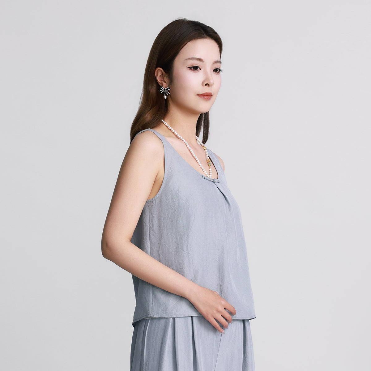 Salt-shrunk Textured Gray Vest