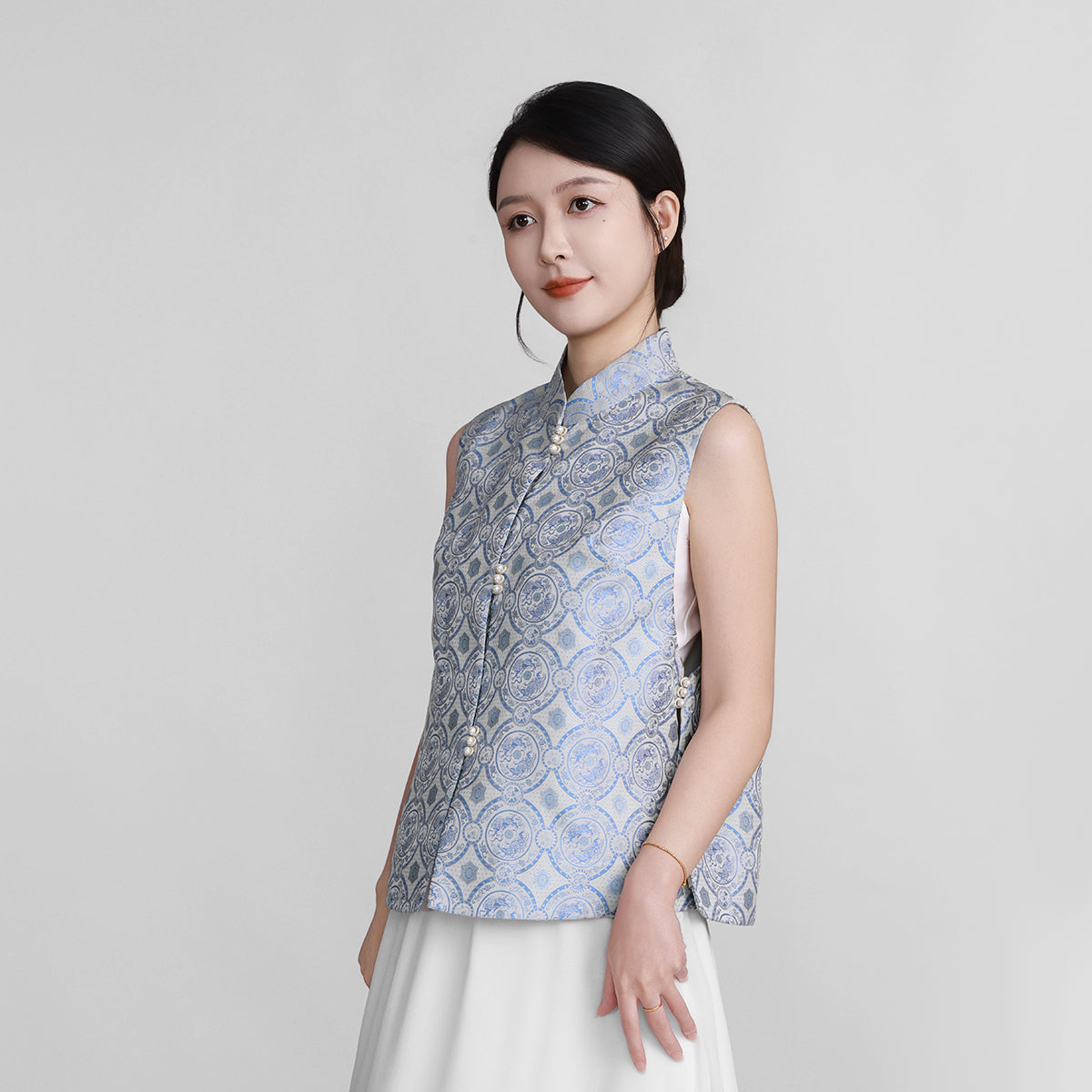 Straight-Front Waistcoat in Double Lions and Brocade Ball Motif