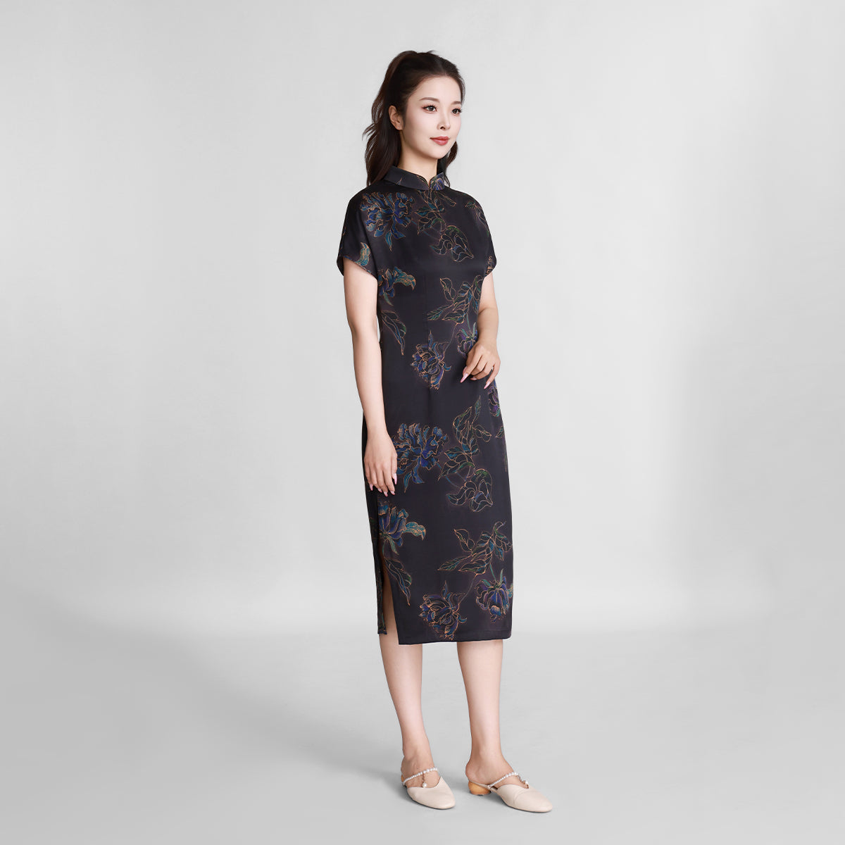 Dark Purple Peony Xiangyunsha Cheongsam