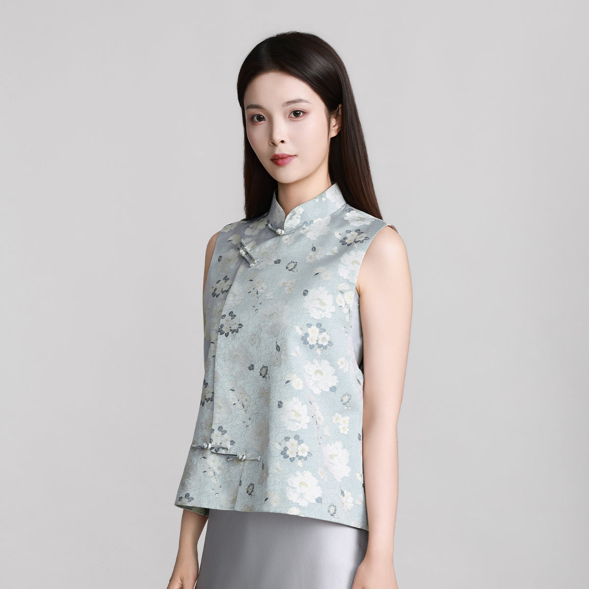 Gray-Based Butterfly Camellia Stand-up Pipa- Style Collar Vest